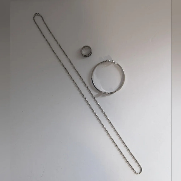 3pc Jewelry Set (Beaded Chain Necklace, "LOVE" Bracelet'  Rhinestone Ring) - Picture 3 of 7